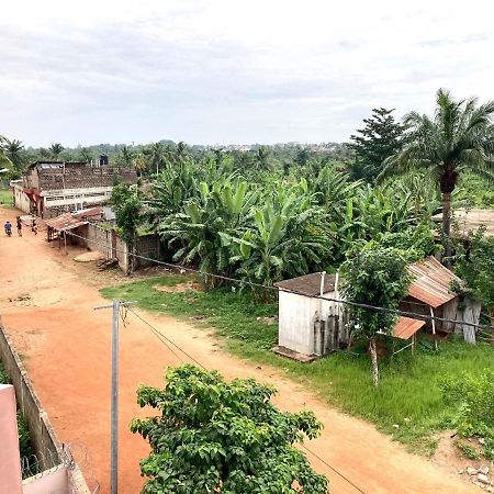 Porto-Novo Logement Lumineux Et Calme Apartment Luaran gambar